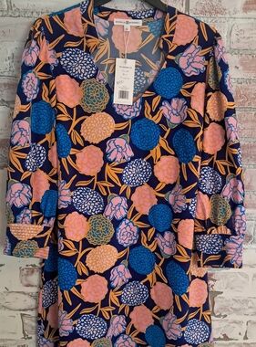 NWT MICHELLE MCDOWELL FLORAL DRESS SIZE LARGE